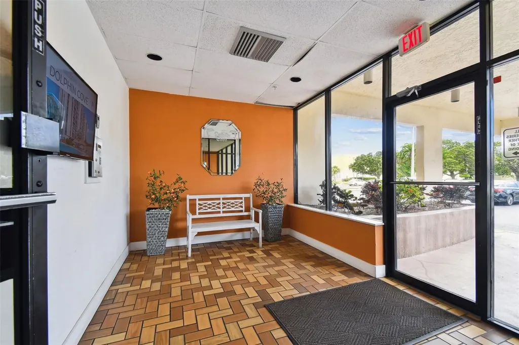 255 Dolphin Point Clearwater Beach FL 33767