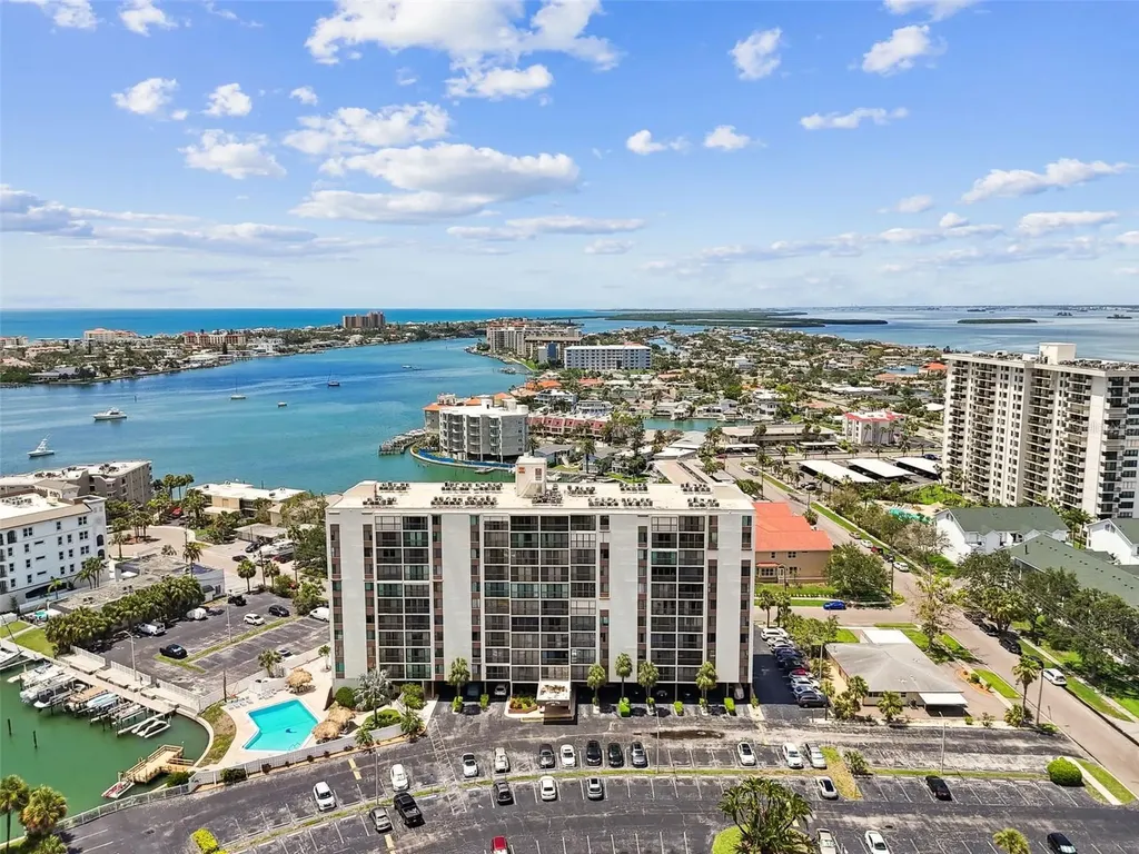 255 Dolphin Point Clearwater Beach FL 33767