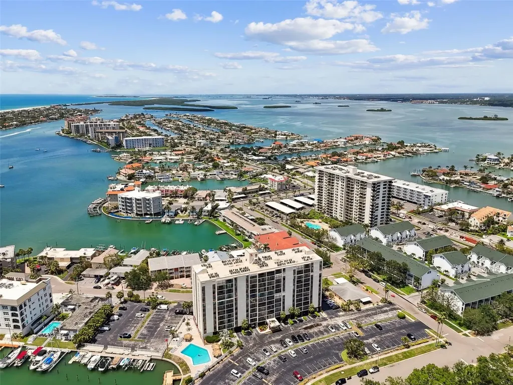 255 Dolphin Point Clearwater Beach FL 33767