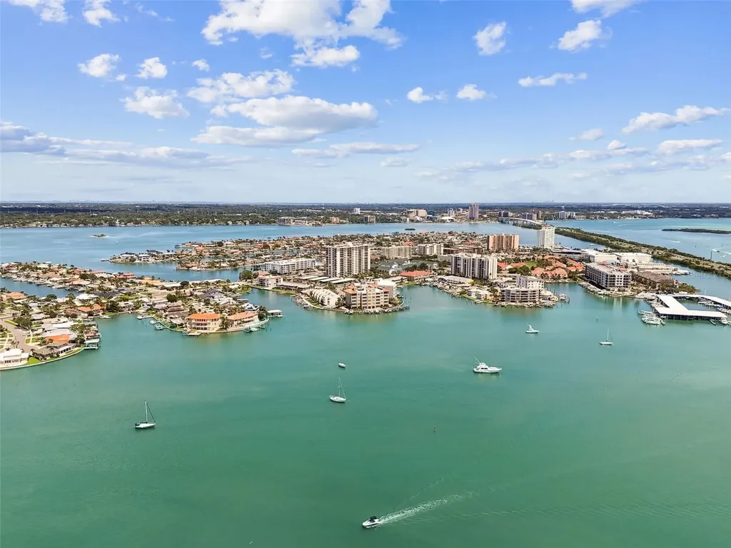 255 Dolphin Point Clearwater Beach FL 33767