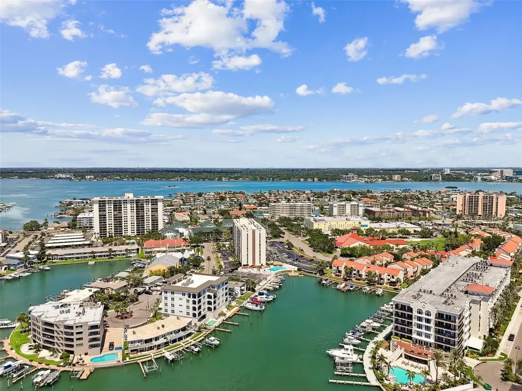 255 Dolphin Point Clearwater Beach FL 33767