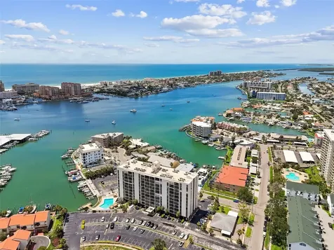 255 Dolphin Point Clearwater Beach FL 33767