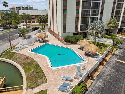 255 Dolphin Point Clearwater Beach FL 33767