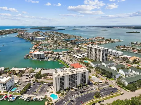 255 Dolphin Point Clearwater Beach FL 33767