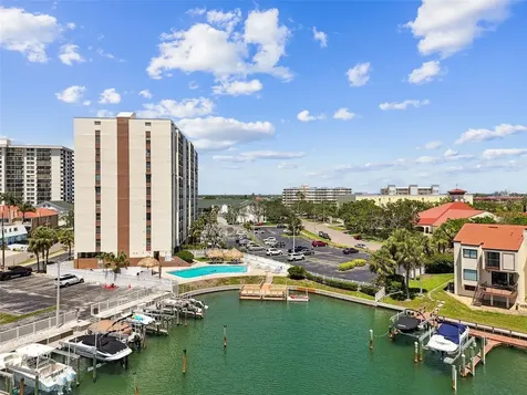 255 Dolphin Point Clearwater Beach FL 33767