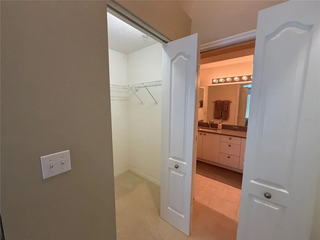 5320 Hyland Hills Avenue Sarasota FL 34241