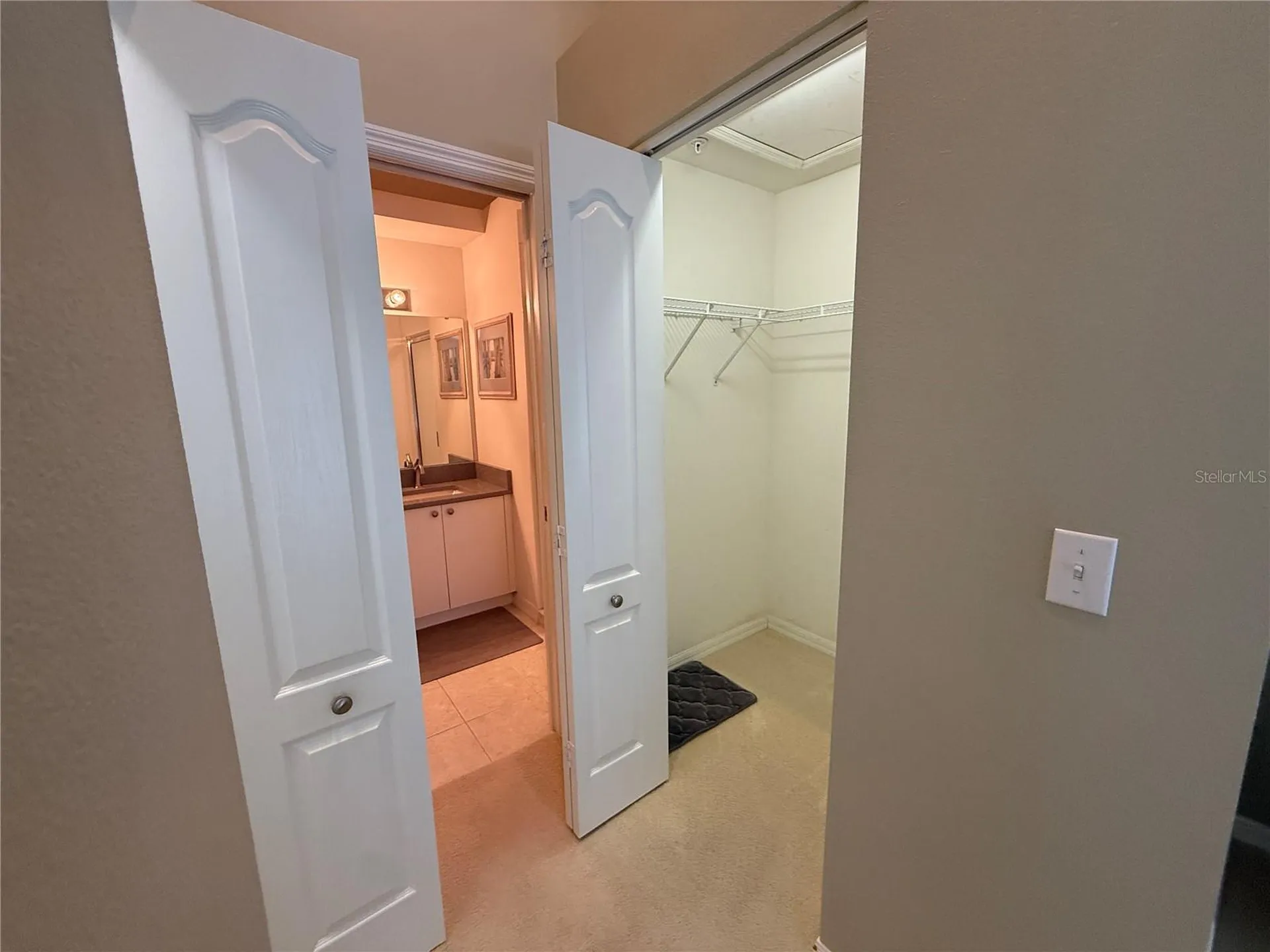 5320 Hyland Hills Avenue Sarasota FL 34241