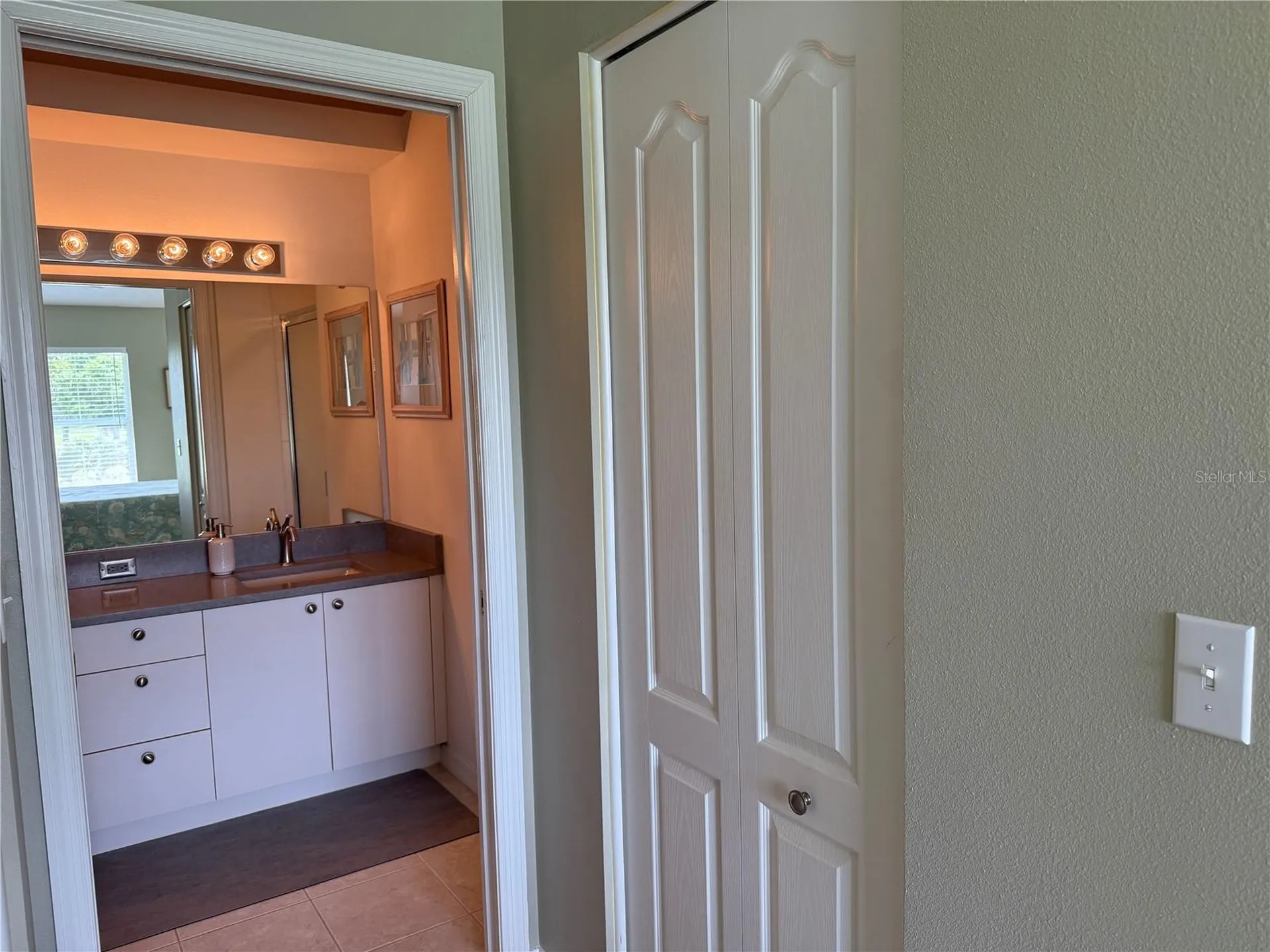 5320 Hyland Hills Avenue Sarasota FL 34241