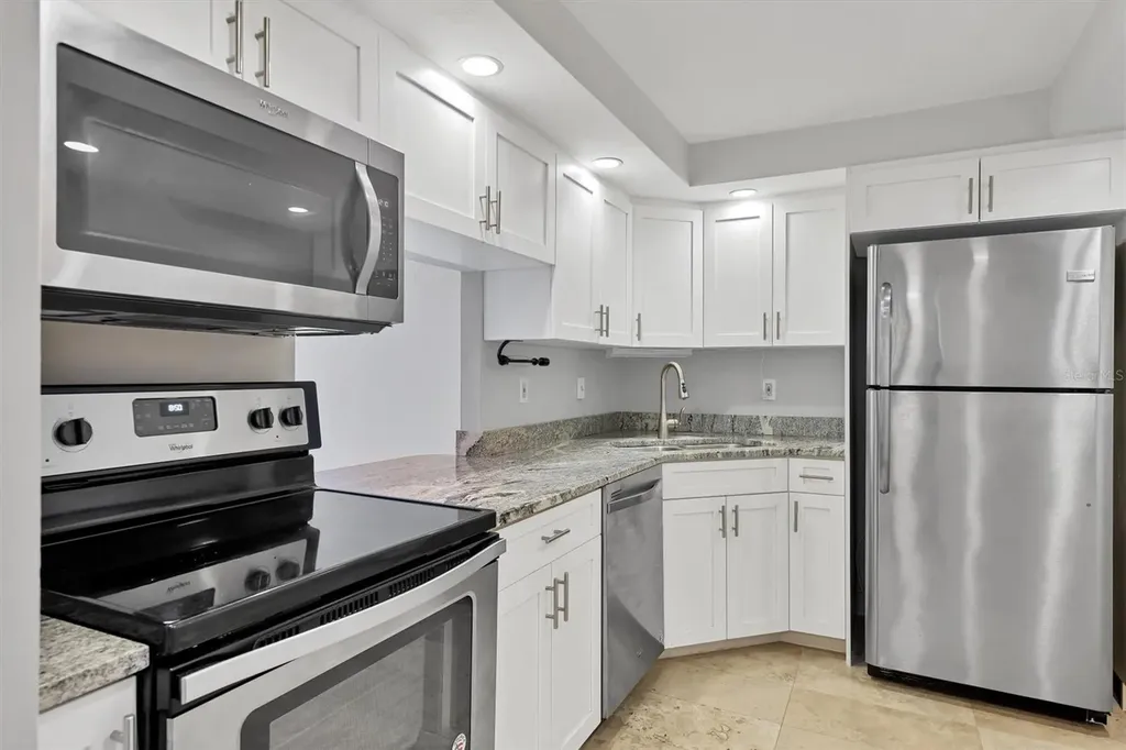 101 S Gulfstream Avenue Sarasota FL 34236