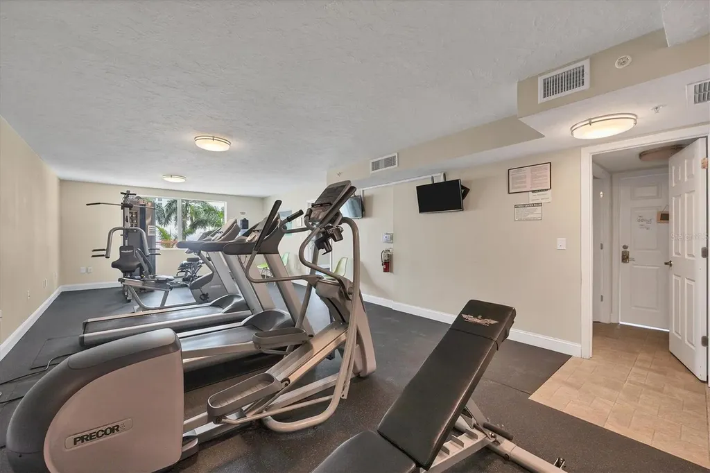 101 S Gulfstream Avenue Sarasota FL 34236