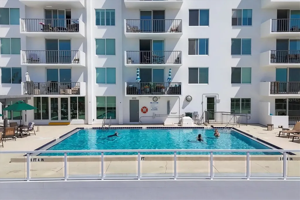 101 S Gulfstream Avenue Sarasota FL 34236