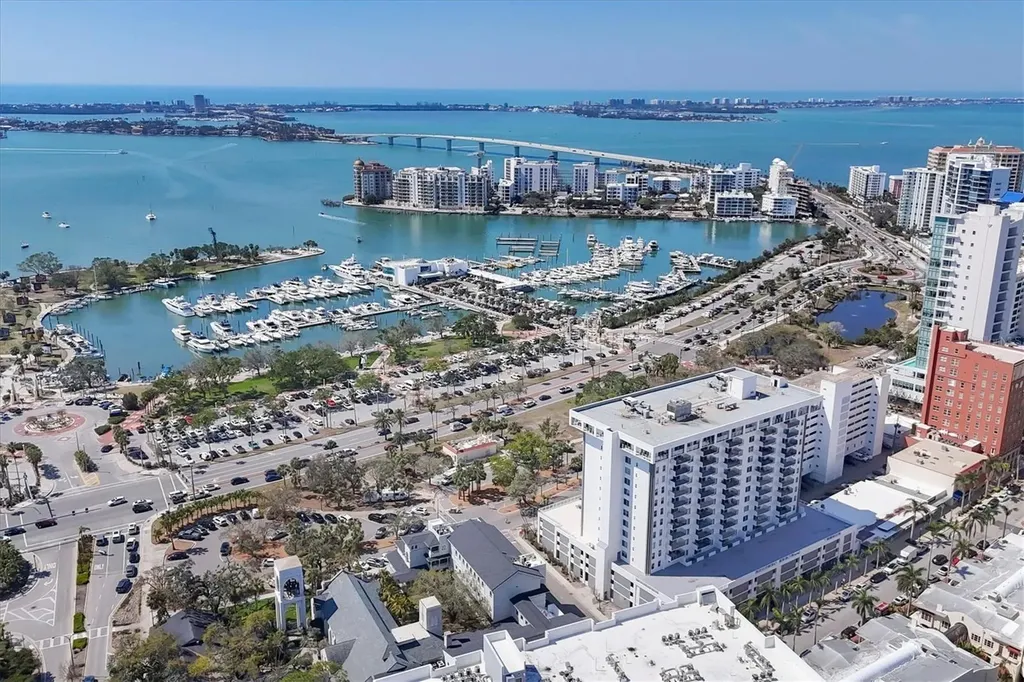 101 S Gulfstream Avenue Sarasota FL 34236