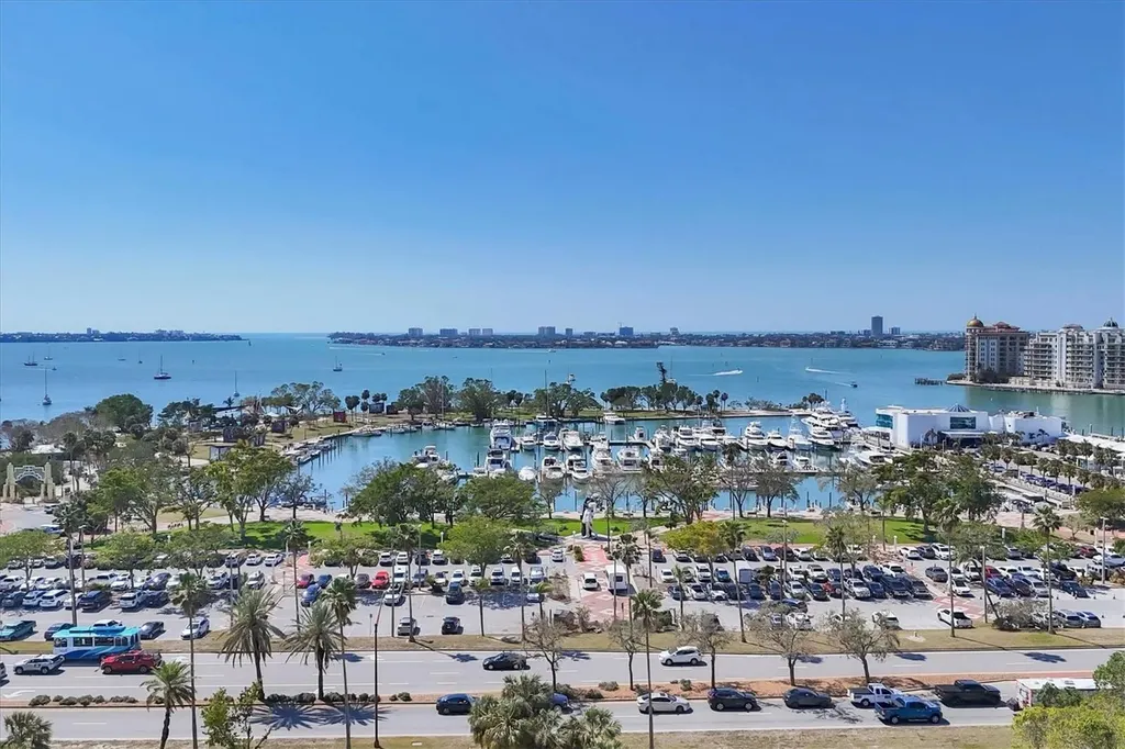 101 S Gulfstream Avenue Sarasota FL 34236