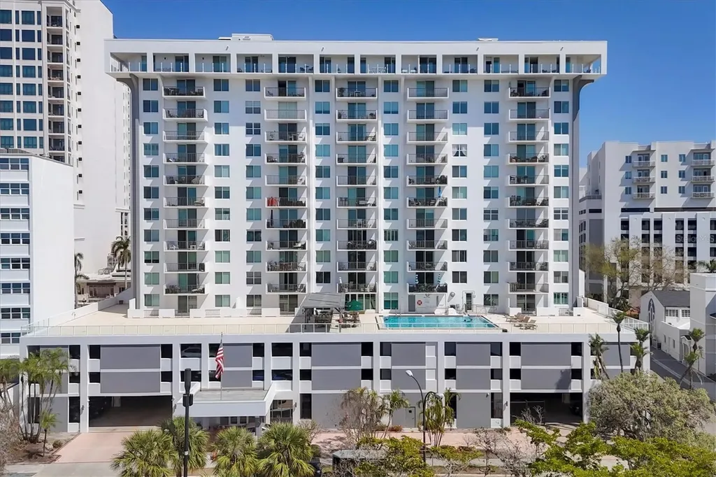 101 S Gulfstream Avenue Sarasota FL 34236