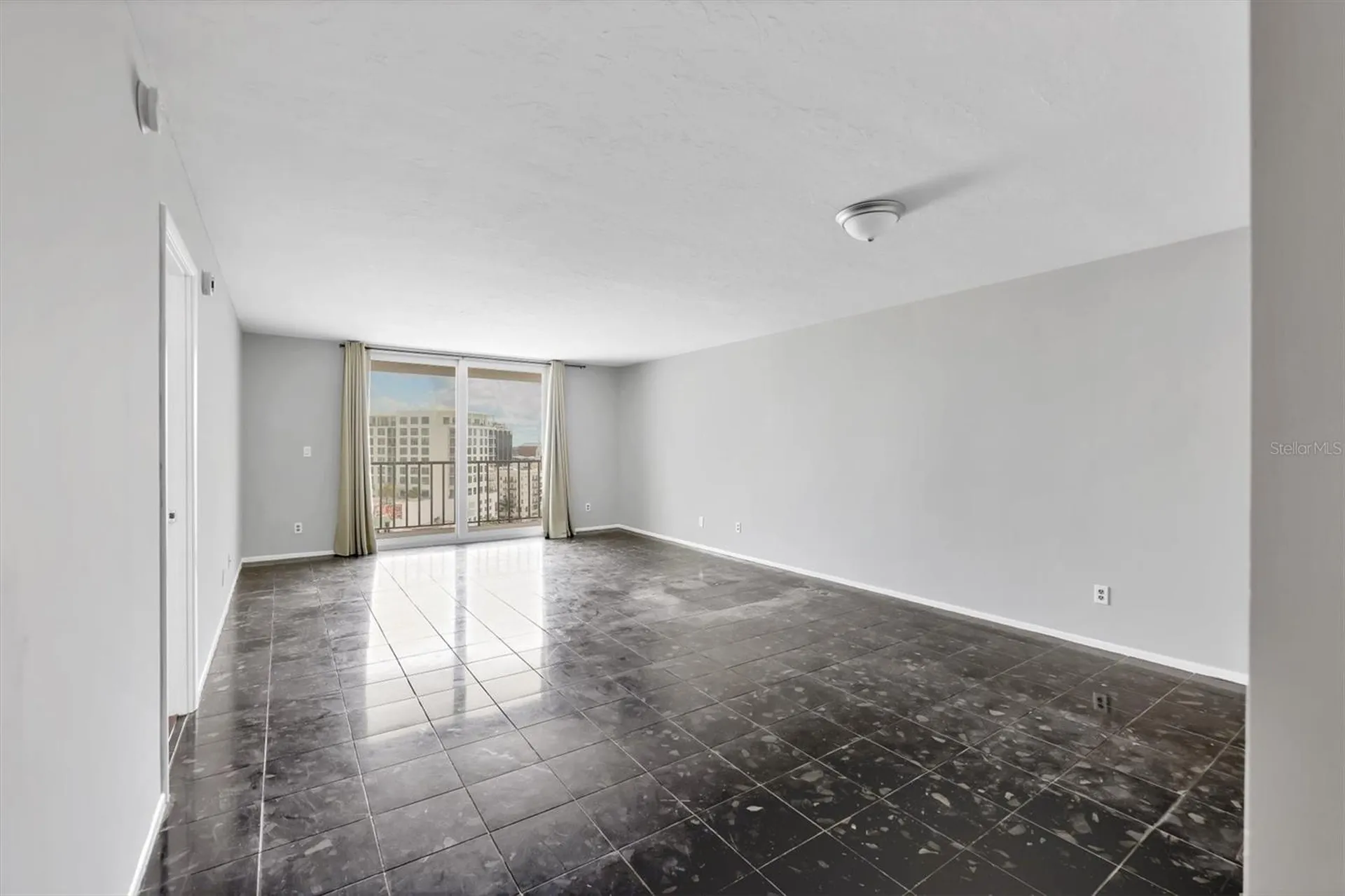 101 S Gulfstream Avenue Sarasota FL 34236