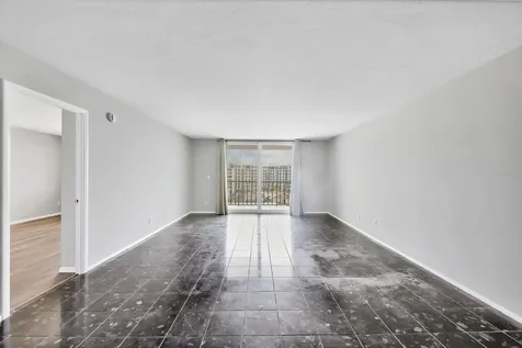 101 S Gulfstream Avenue Sarasota FL 34236