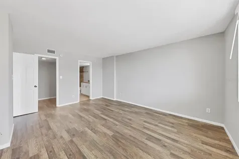 101 S Gulfstream Avenue Sarasota FL 34236