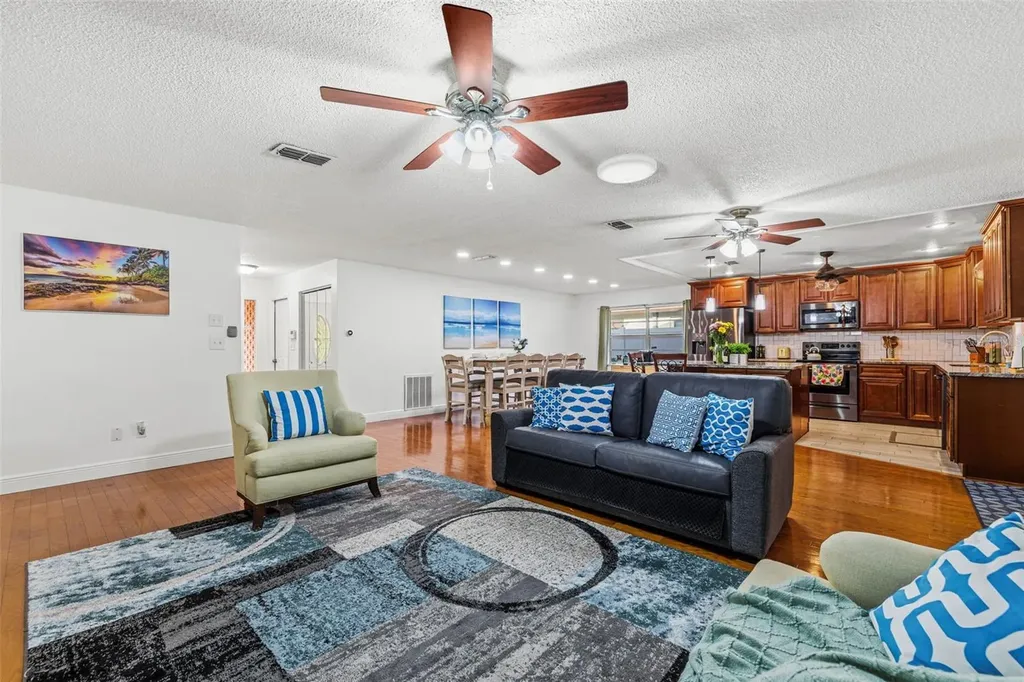 1242 Whisper Drive Largo FL 33770
