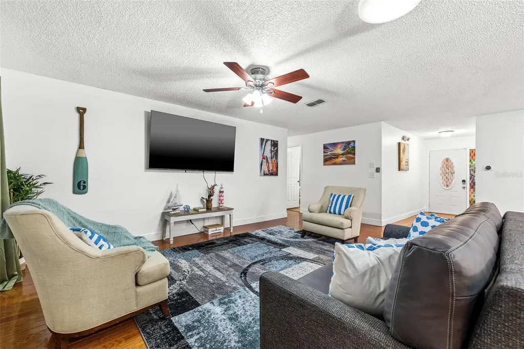 1242 Whisper Drive Largo FL 33770