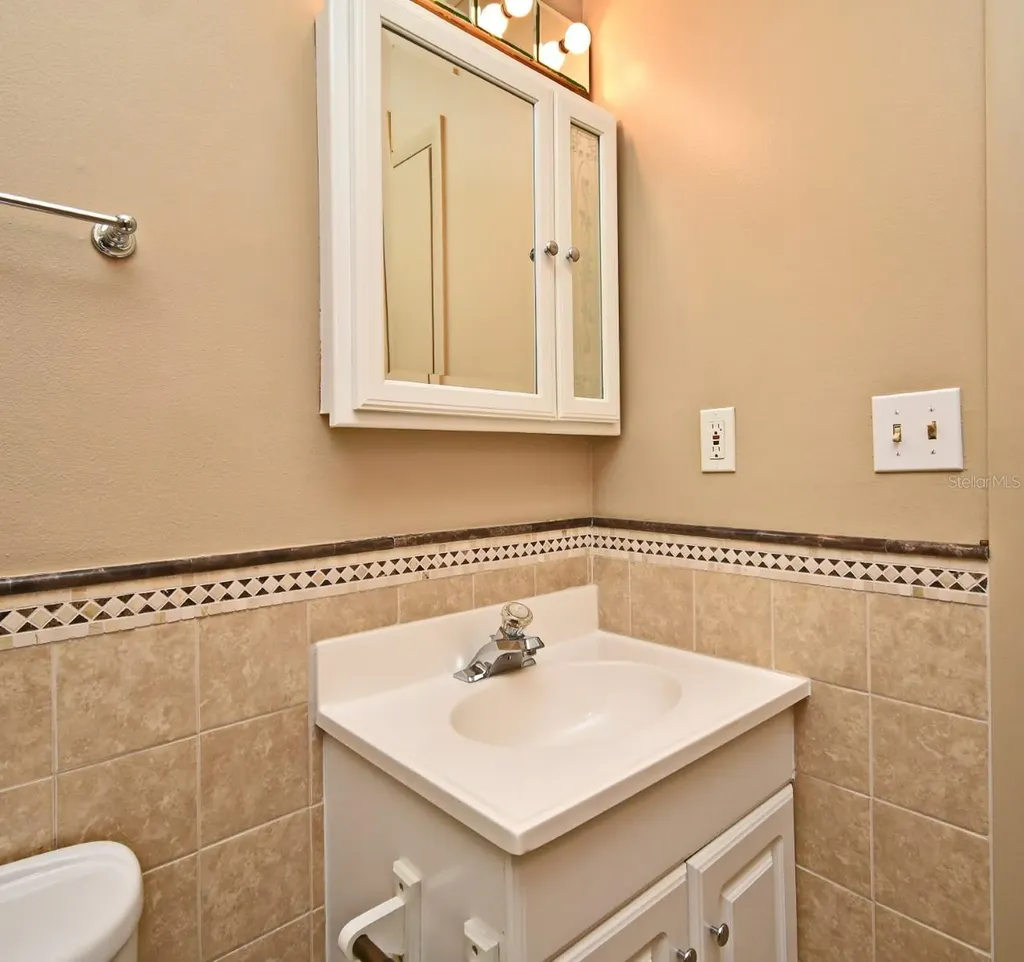 5564 Slash Pine Court Orlando FL 32811