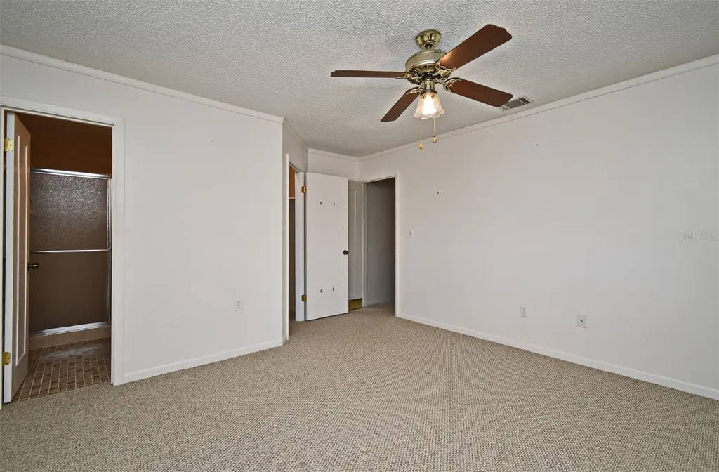 5564 Slash Pine Court Orlando FL 32811