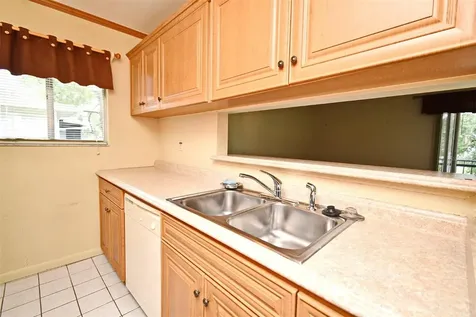5564 Slash Pine Court Orlando FL 32811