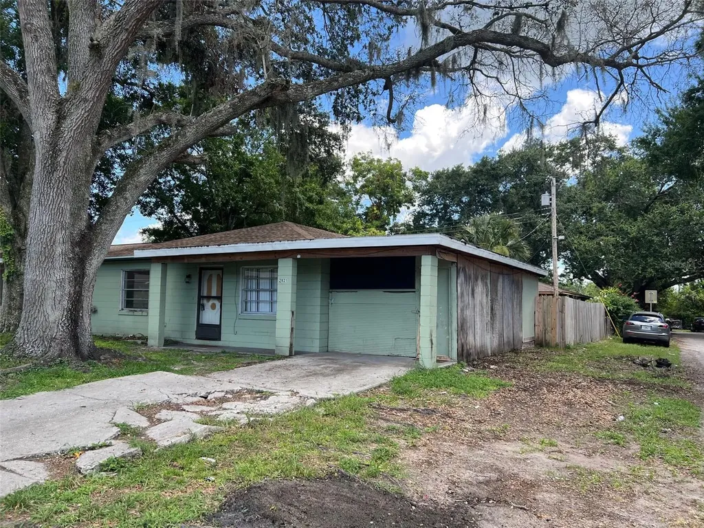 2921 Galaxy Lane Lakeland FL 33801