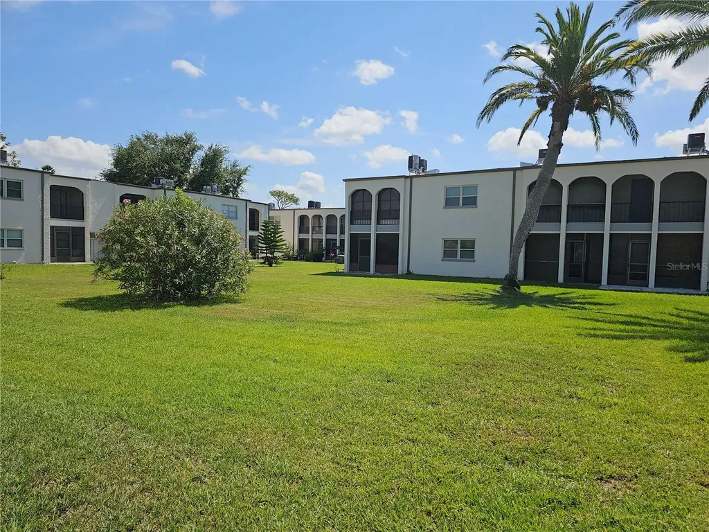 7701 Starkey Road Seminole FL 33777