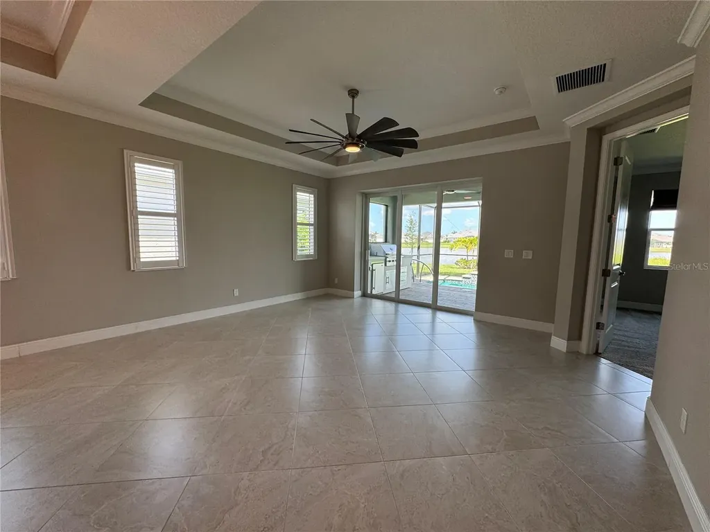 239 Okeeffe Circle Bradenton FL 34212