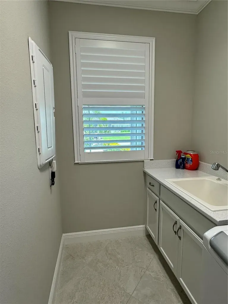 239 Okeeffe Circle Bradenton FL 34212