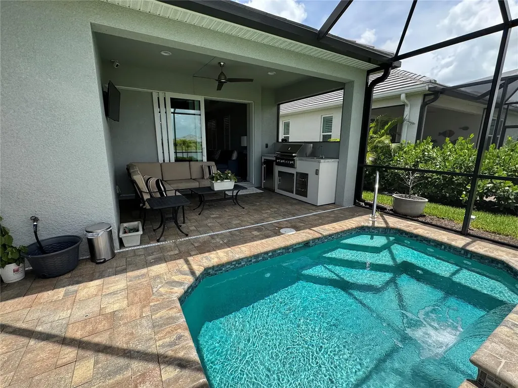 239 Okeeffe Circle Bradenton FL 34212