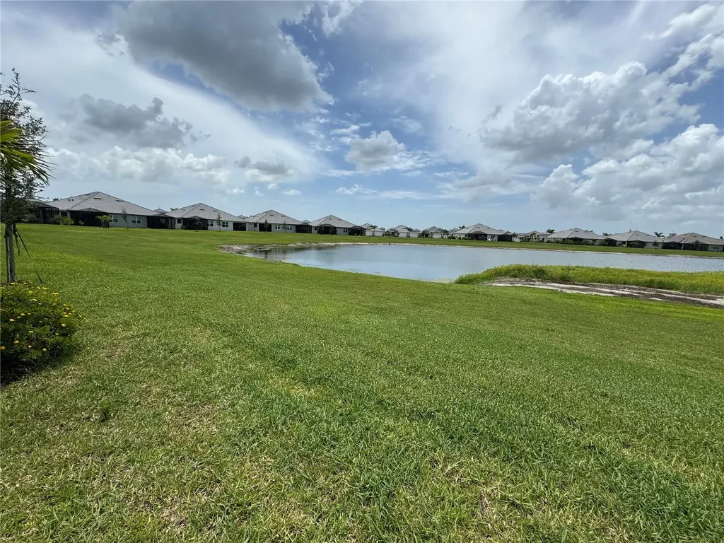 239 Okeeffe Circle Bradenton FL 34212
