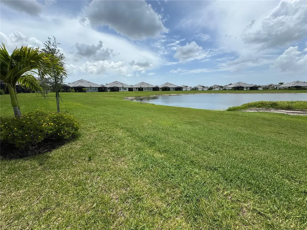 239 Okeeffe Circle Bradenton FL 34212