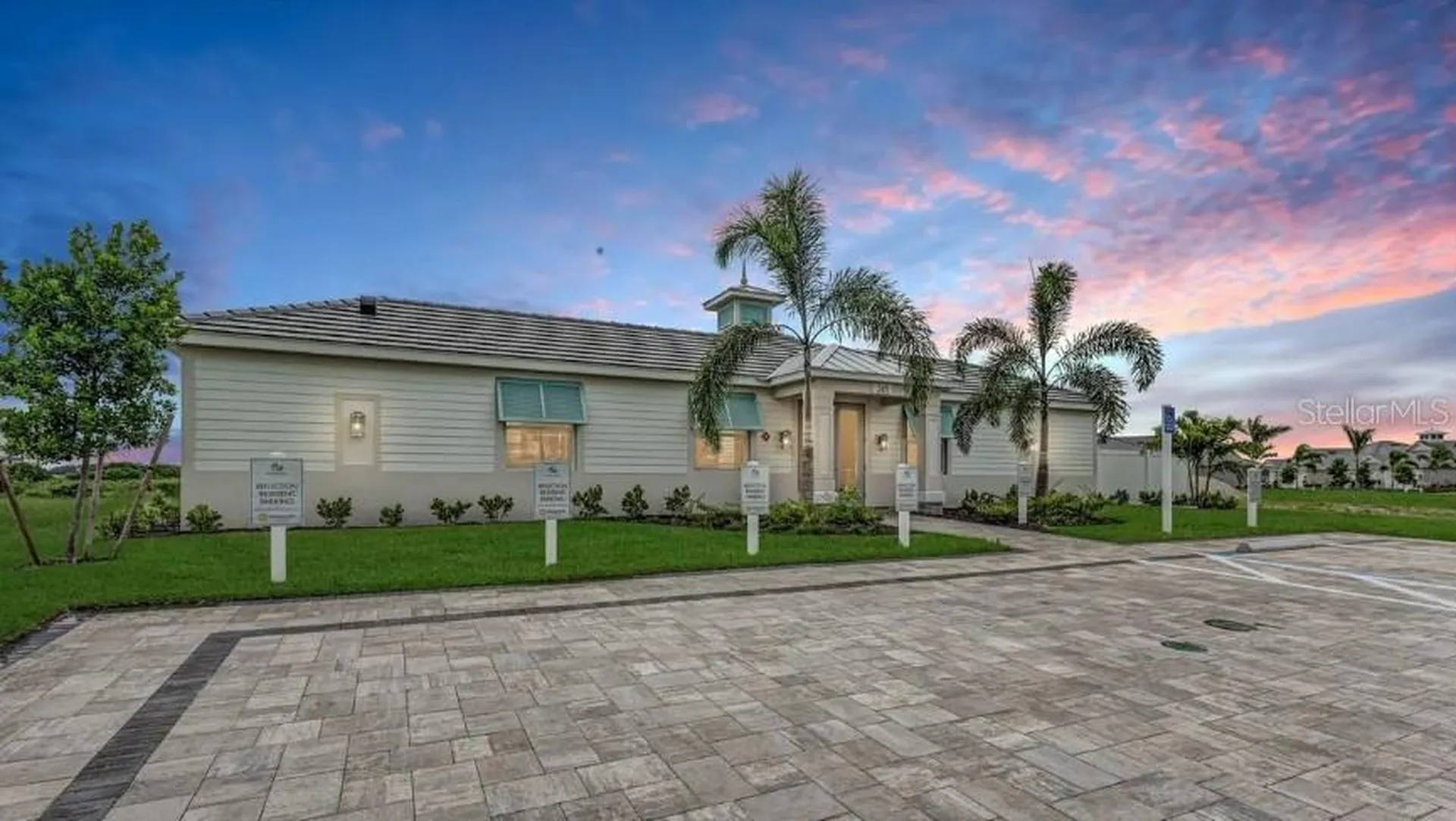 239 Okeeffe Circle Bradenton FL 34212