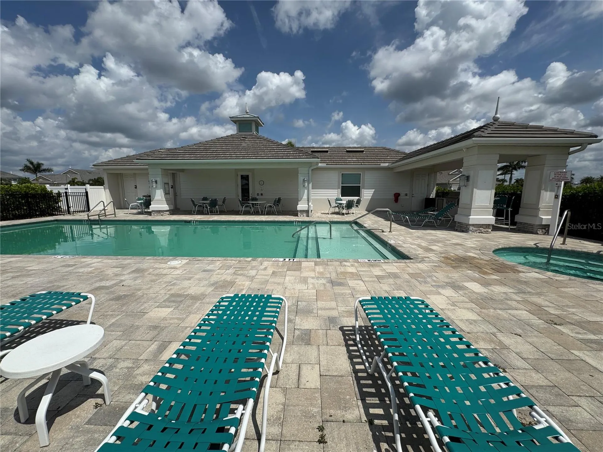 239 Okeeffe Circle Bradenton FL 34212