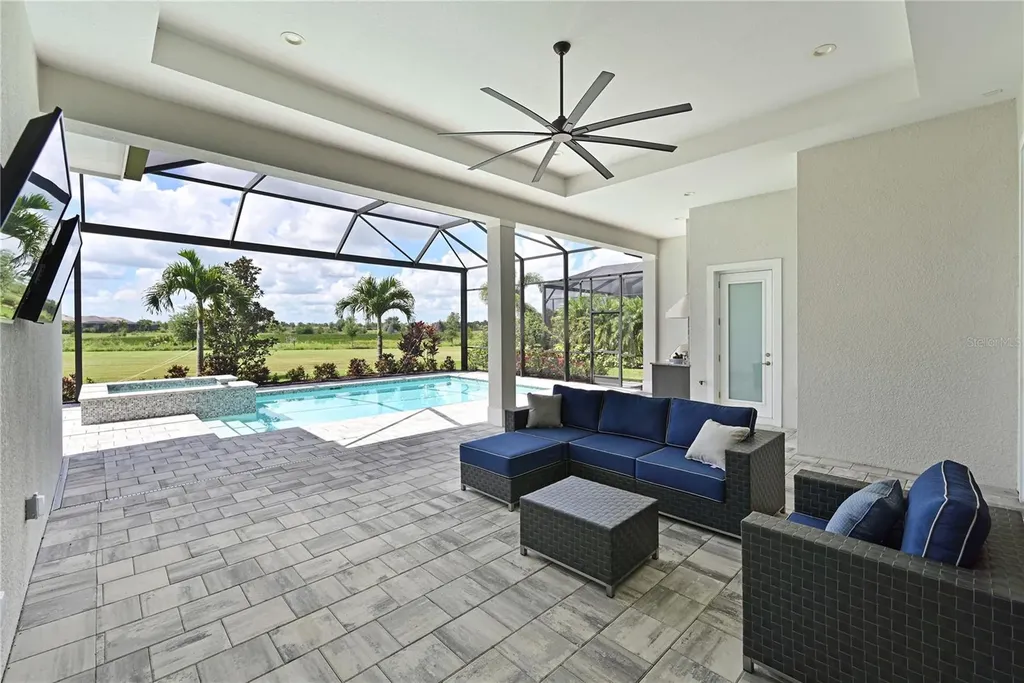 17110 Verona Place Lakewood Ranch FL 34202