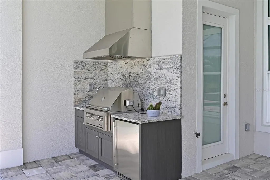 17110 Verona Place Lakewood Ranch FL 34202