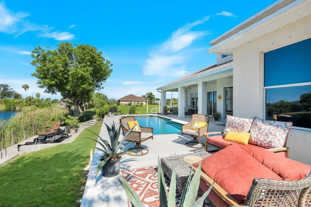 1206 NW 18th Terrace Cape Coral FL 33993