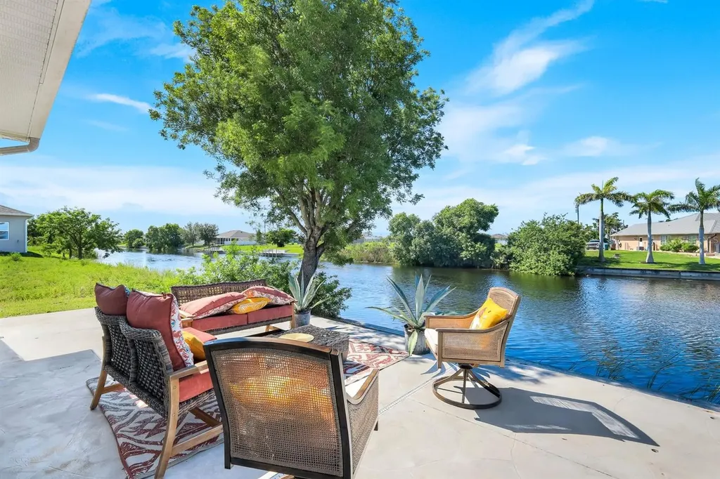 1206 NW 18th Terrace Cape Coral FL 33993