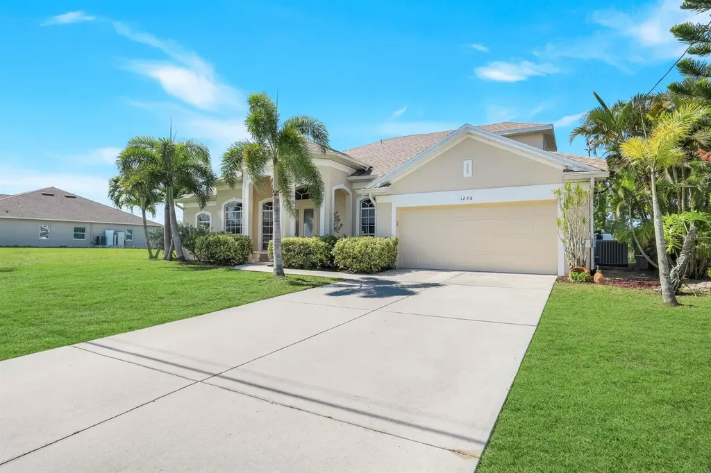 1206 NW 18th Terrace Cape Coral FL 33993