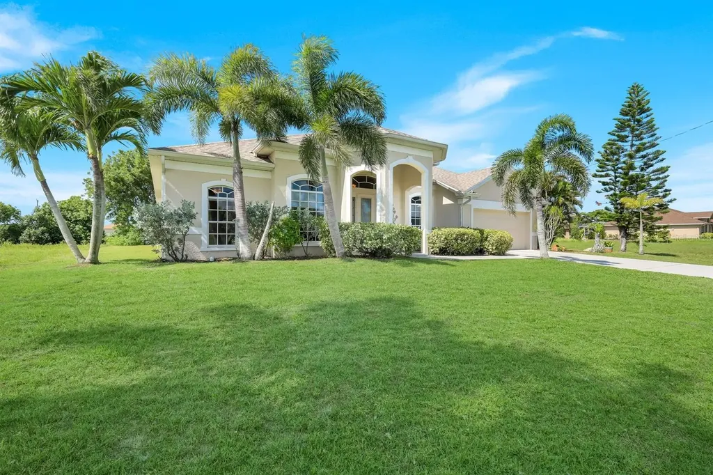 1206 NW 18th Terrace Cape Coral FL 33993