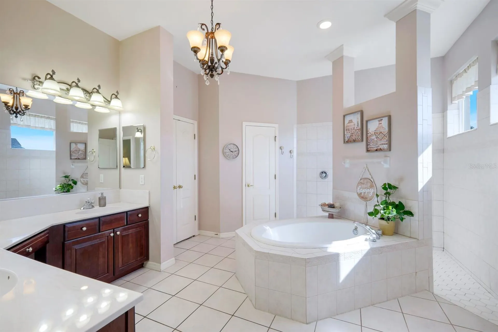 1206 NW 18th Terrace Cape Coral FL 33993