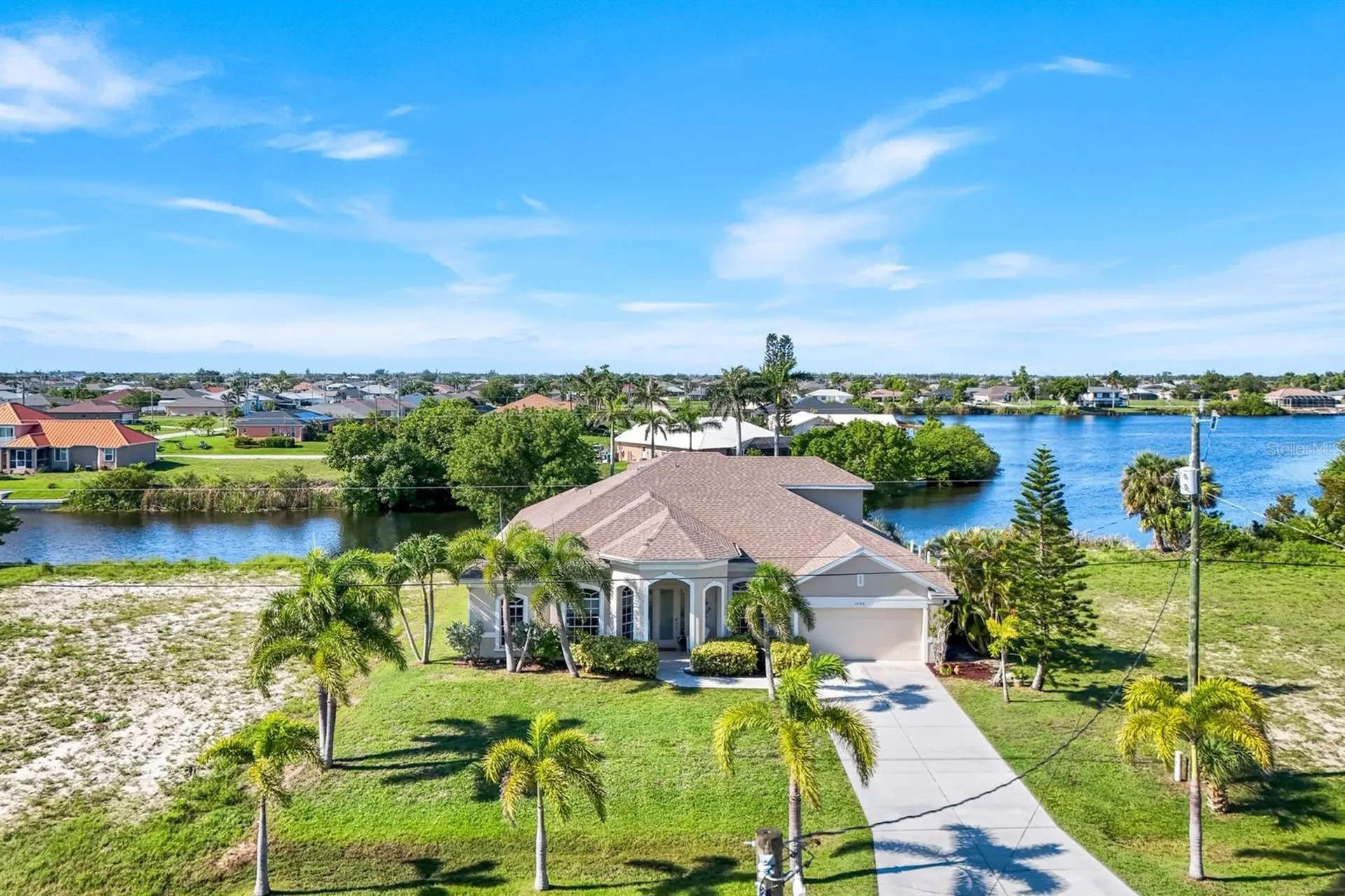 1206 NW 18th Terrace Cape Coral FL 33993