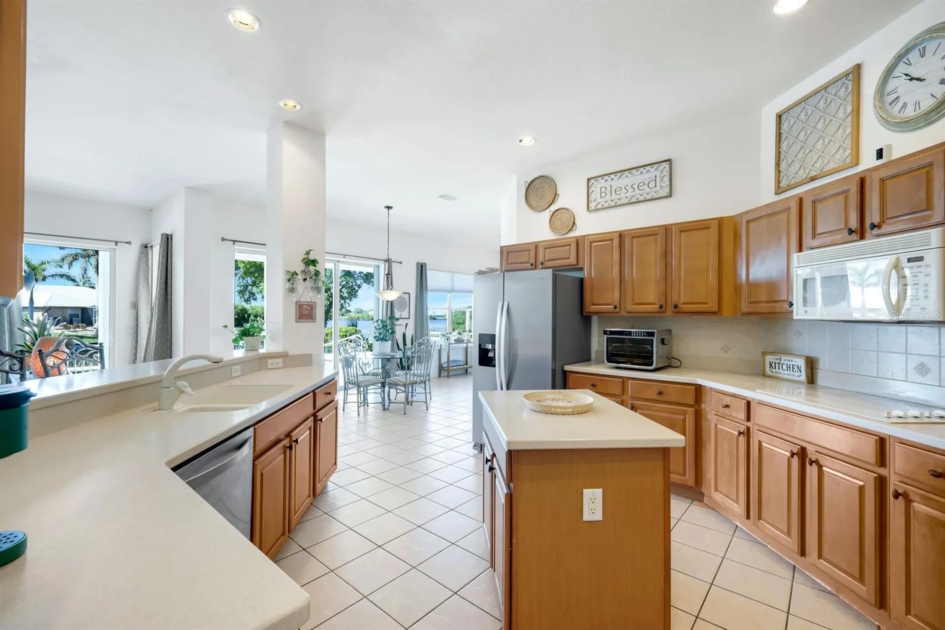 1206 NW 18th Terrace Cape Coral FL 33993