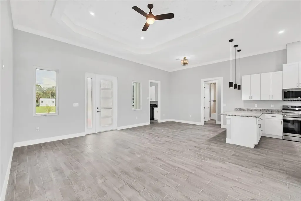 123 Ferdon Circle Port Charlotte FL 33954