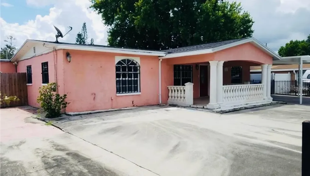 4725 Town N Country Boulevard Tampa FL 33615