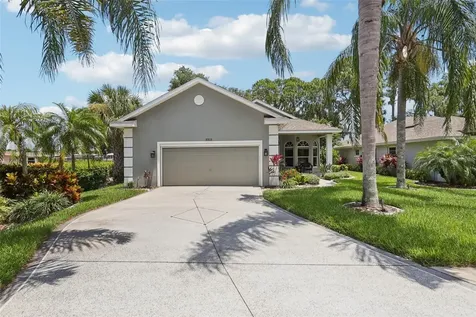 2512 Baywater Road Tavares FL 32778