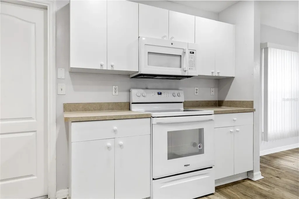 2226 NE 34th Terrace Cape Coral FL 33909