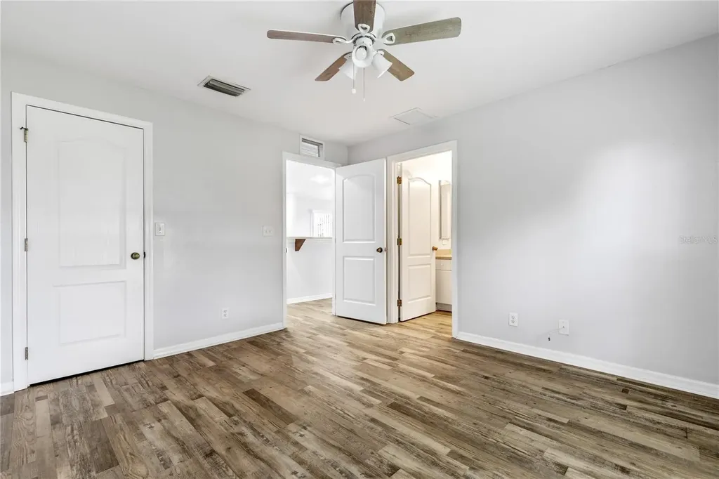 2226 NE 34th Terrace Cape Coral FL 33909