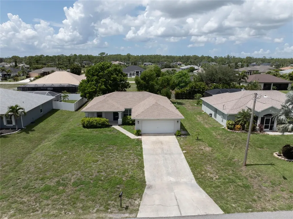 2226 NE 34th Terrace Cape Coral FL 33909
